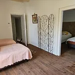 La Surprise Des Jumelles Nyaraló *