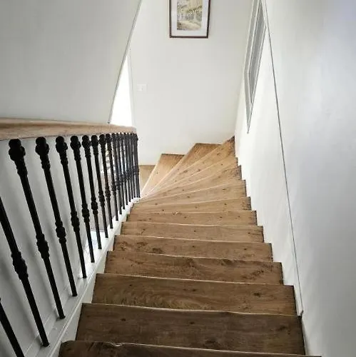 Дом отдыха La Surprise Des Jumelles *